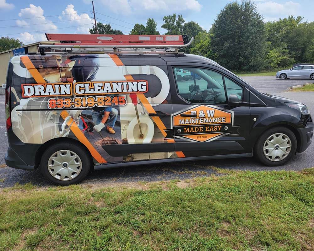 Drain-Cleaning-Van-Outside-1000x800